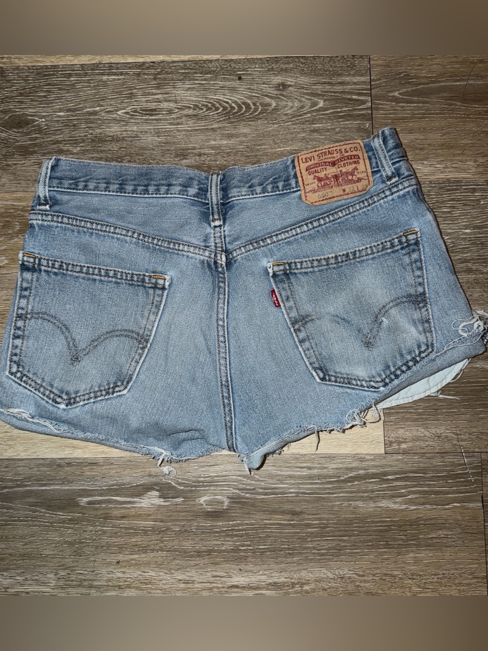 vintage frayed LEVI’s denim shorts